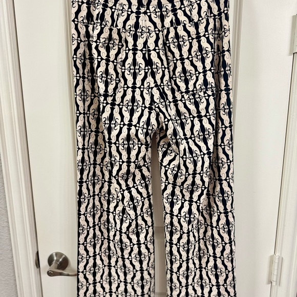 Anthropologie Black and Cream Patterned Cropped Pants - Picture 6 of 7